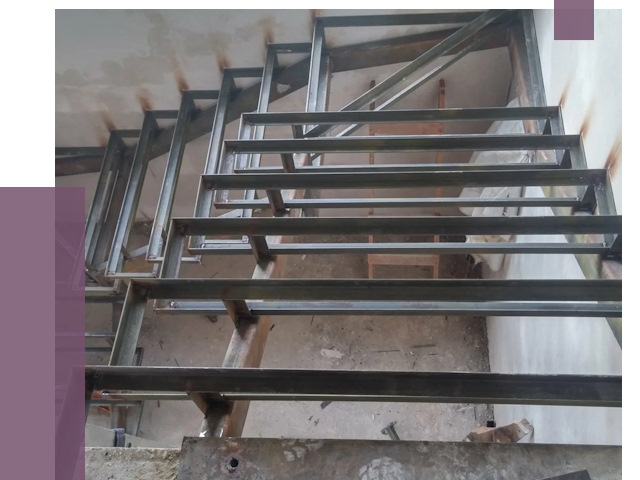 Демонтаж лестниц в Чехове от 4270 руб. 